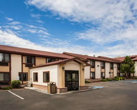 Super 8 by Wyndham Flagstaff Hotels in Flagstaff