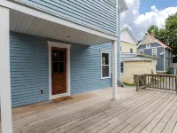 Fully Stocked Kitchen,  AC,  Wi-Fi, W/D,  Near Baseball and Walk to Downtown Hotels in Oneonta