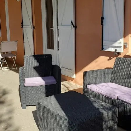 Lovely, quiet gîte in the hills of Provence