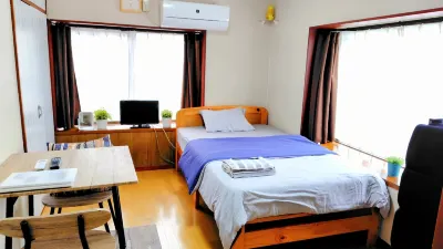 Guesthouse Ootsuki Hotels near Sophia University Junior College Division