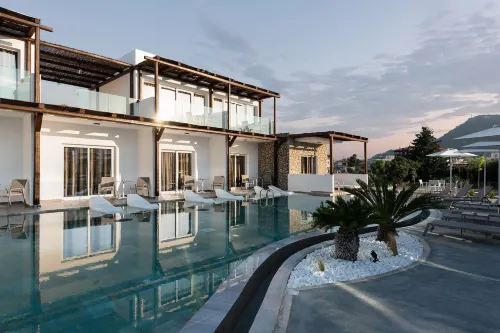 Nama Retreat Hotels in Kremasti