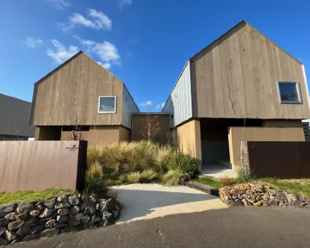Ｃｏｔｔａｇｅ　ｎｉｌ／ｎｏｉ Hotels in Masuda