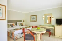 Cairo Pyramids Hotel