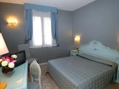 Locanda Antica Venezia Hotel di 