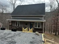 Massanutten Home - Hot Tub, Fire Pit, Game Room, EV Charger, Pets, Pool Pass