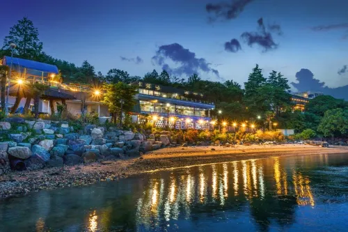 Geoje Island Jangmok Hawaii Pension (Caravan) - Pet-friendly