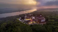 DoubleTree by Hilton Goa - Panaji Hotels near Se Cathedral