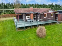 "Slava" - 75m from the sea Hotels near Lundeborg Pakhus