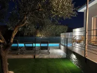 Villa Cigalette - Dream Villa with Private Pool and Garden Near Uzès.