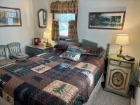 Private Lakefront Cottage  A Step Away from a Large Sandy Beach!