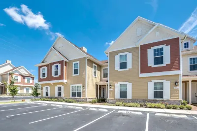 NEW AMAZING vacation home only 5 min.  from Disney