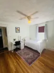 Gorgeous Home in Waltham quiet, family-friendly neighborhood, 2 free parking!