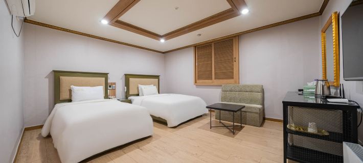 Ilsan Baekseok Mirabel Hotels in Goyang-si