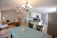 4-bedroom house in lovely Aberdeen so close to Pinehurst Hotels in Aberdeen