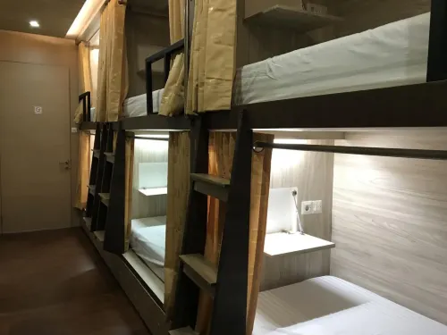 The Colour Hostel Hotels in Benua Melayu Darat