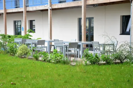 Eklo Hotels Le Havre Отели рядом с достопримечательностью «Католическа катедрала на Хавър»