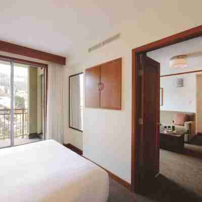 Pan Pacific Whistler Village Centre Rooms