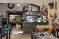 L'Horloge Gourmande Hotels in Bourg-Saint-Andéol