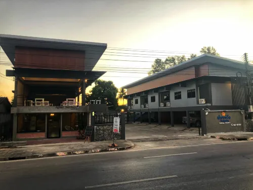 Pakarang Resort Hotels in La-ngu