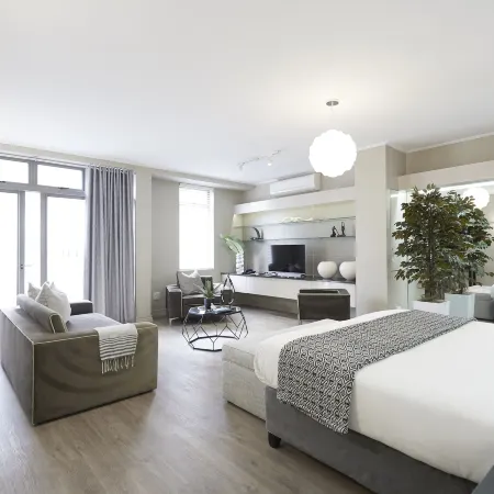 The Hyde All Suite Hotel