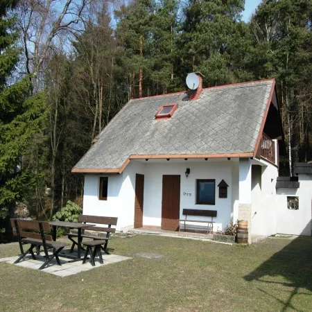 Chalet in Malá Skála Near Ski Slopes Отели в г. Яблонец-над-Нисоу