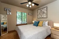 1700 South 2nd Hotels in Waco