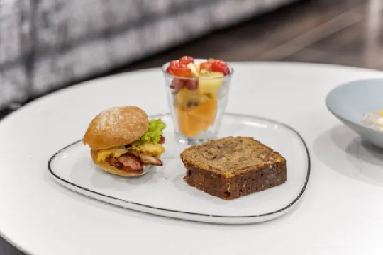 Ramada by Wyndham Newmarket Auckland Отели рядом со станцией Grafton Railway Station