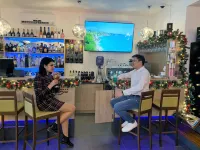 Waterfront Lodge - bar