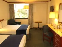 فندق بريستول Hotels near سان رافائيل