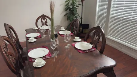 Charming 3-bedroom house with WiFi, AC in welcoming Duncanville Отели рядом с достопримечательностью «Парк Крис Парис»