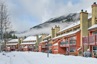 6Br Chalet I Ski Out I Private HotTub