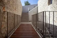 Theros Estate 2- 2 Bed