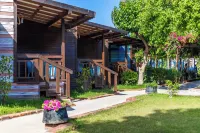 Giritimu B'Yaz Hotels in Turgut Mahallesi