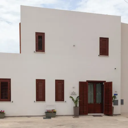 Altavilla Boutique Holidays House