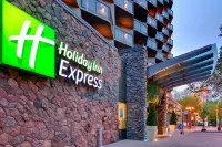 Holiday Inn Express Edmonton Downtown Hotel in zona Università dell'Alberta