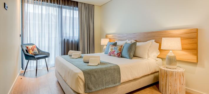 Blissful Suites Porto Hotels in Bonfim