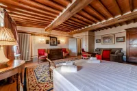 Palazzo Nobile di San Donato - Historic Experience Hôtels à : Montepulciano