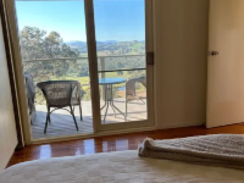 燔溪小屋民宿 曼斯菲爾德酒店