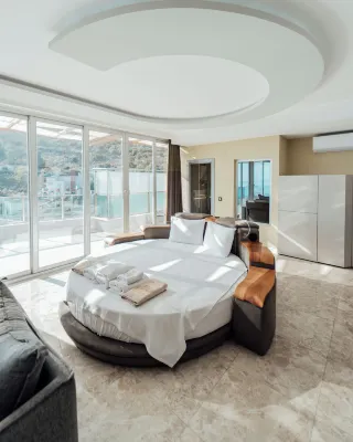 Fortunella Suites