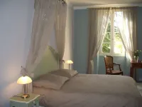 Le Platane Hotels in Moissac