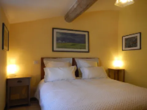 B&B Ma Maison de Loin Hotéis em Apt