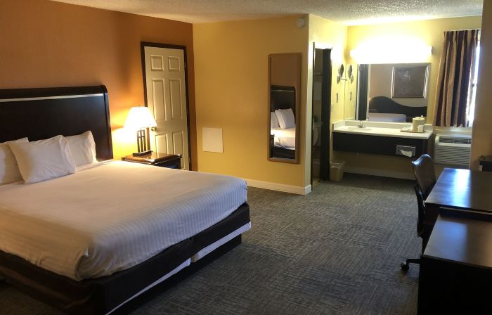 Nendels Inn & Suites Dodge City Airport