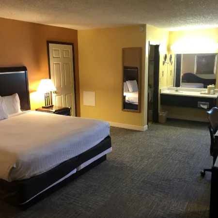 Nendels Inn & Suites Dodge City Airport