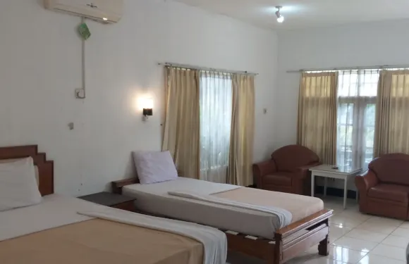 英坦酒店Purwakarta