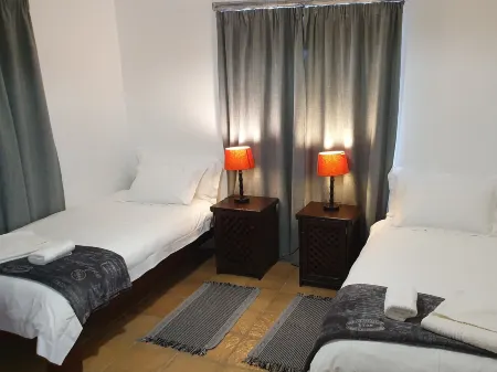 Fraaigelegen Farm - Home of Adhara Evoo