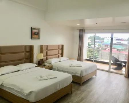 ジェムコ ロイヤル ホテル - パラワン パラワン州のホテル