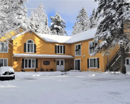 Oberge Inn Val-David Hotels in Val-David