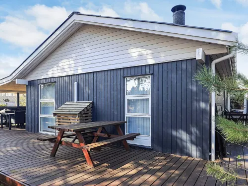 6 Person Holiday Home in Vaeggerlose-by Traum