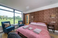 Guildford Manor Hotel & Spa Hotels in Guildford