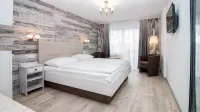Hotel Diana Garni Hotel di Malente